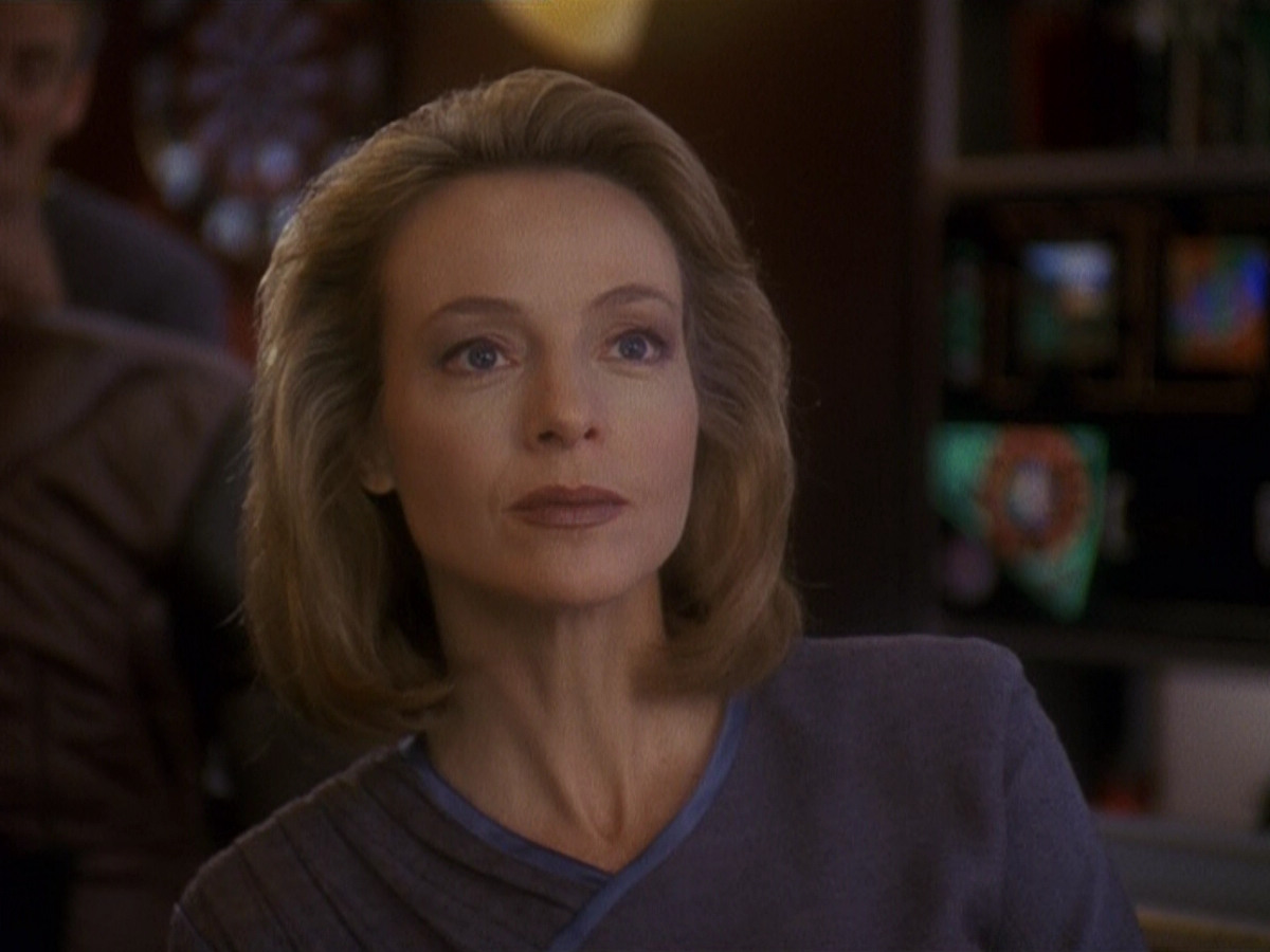 extant_StarTrek_DS9_5x17-ASimpleInvestigation_00419.jpg