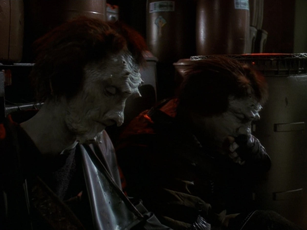extant_StarTrek_DS9_5x17-ASimpleInvestigation_01628.jpg