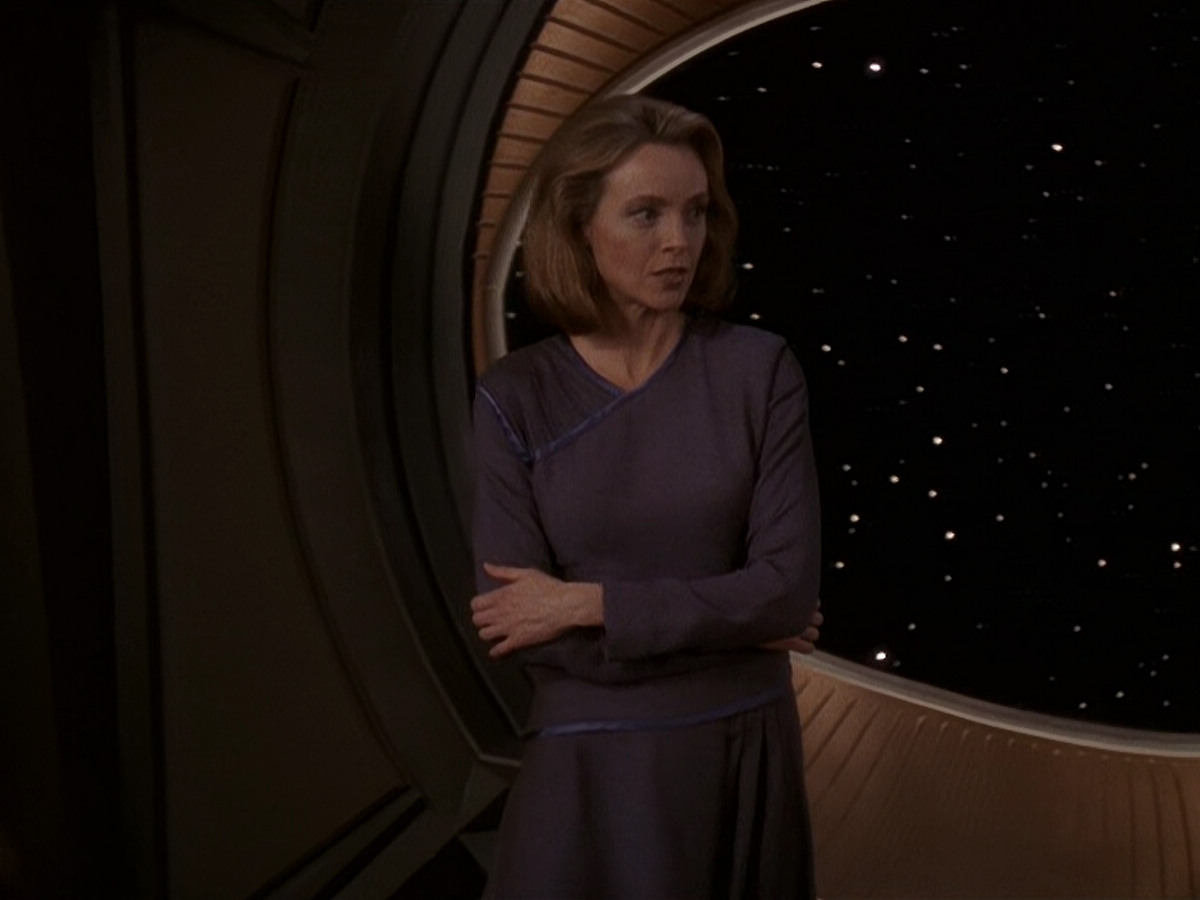 extant_StarTrek_DS9_5x17-ASimpleInvestigation_01918.jpg