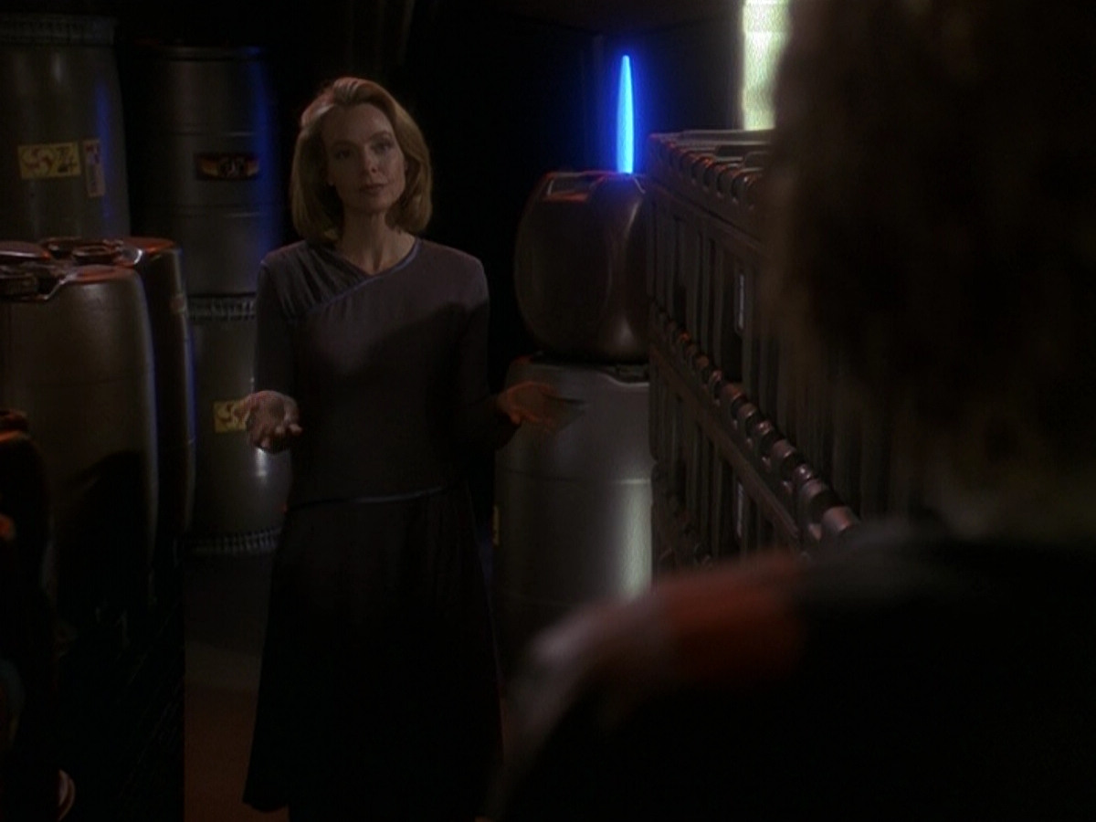 extant_StarTrek_DS9_5x17-ASimpleInvestigation_03249.jpg