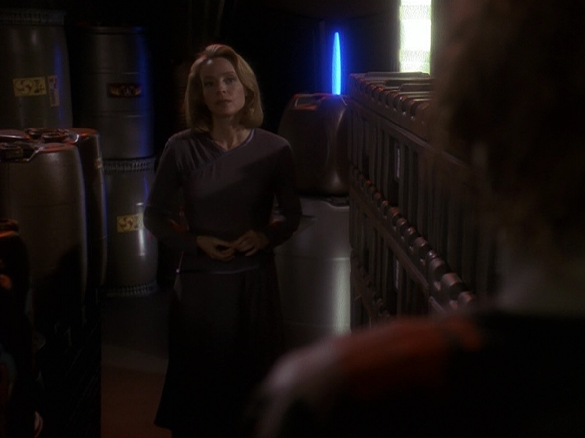 extant_StarTrek_DS9_5x17-ASimpleInvestigation_03276.jpg