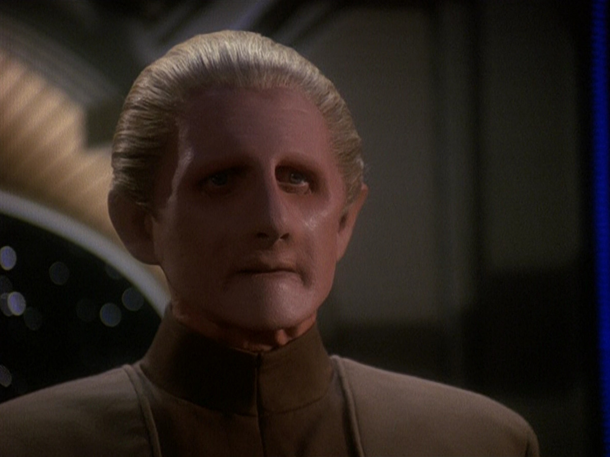 extant_StarTrek_DS9_5x17-ASimpleInvestigation_03723.jpg