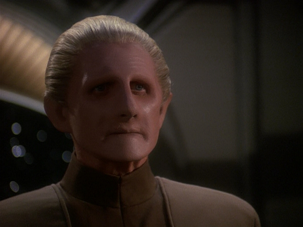 extant_StarTrek_DS9_5x17-ASimpleInvestigation_03730.jpg