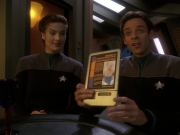 extant_StarTrek_DS9_5x17-ASimpleInvestigation_00215.jpg