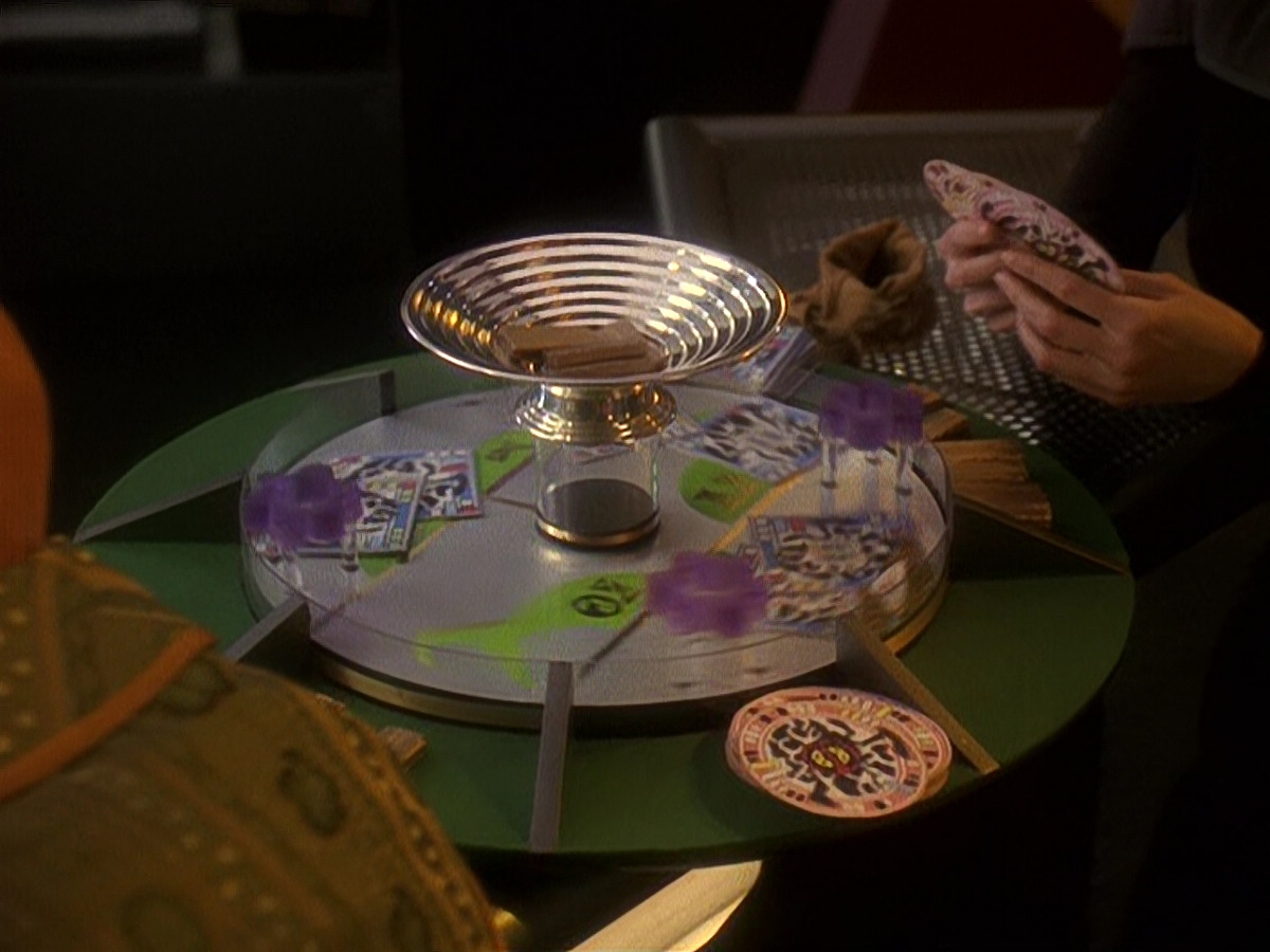extant_StarTrek_DS9_5x18-BusinessAsUsual_00008.jpg