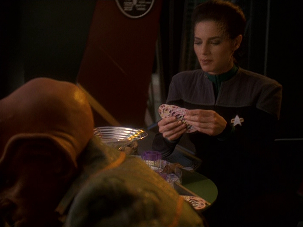 extant_StarTrek_DS9_5x18-BusinessAsUsual_00011.jpg