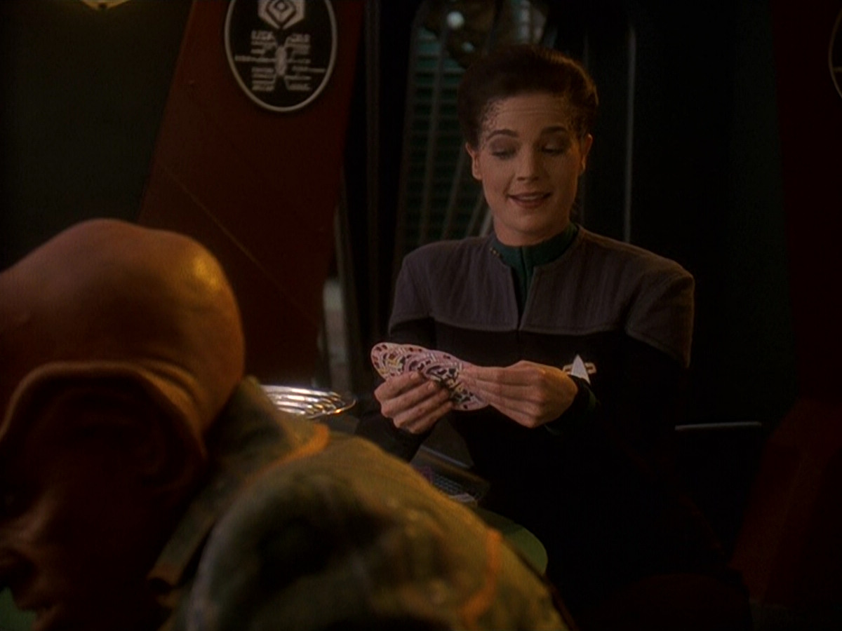 extant_StarTrek_DS9_5x18-BusinessAsUsual_00013.jpg
