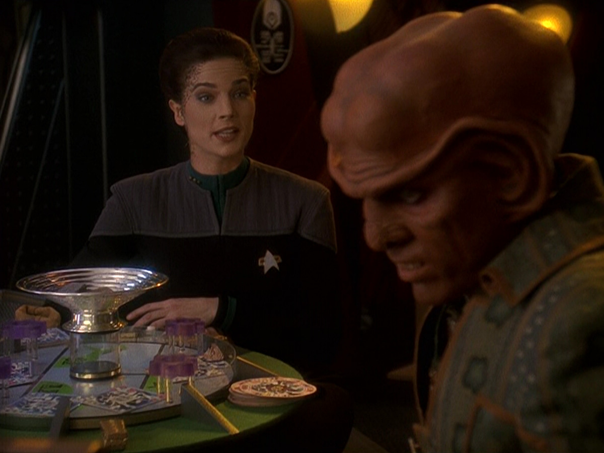 extant_StarTrek_DS9_5x18-BusinessAsUsual_00074.jpg