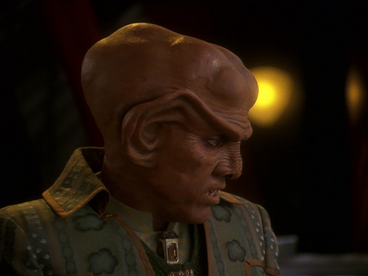 extant_StarTrek_DS9_5x18-BusinessAsUsual_00075.jpg