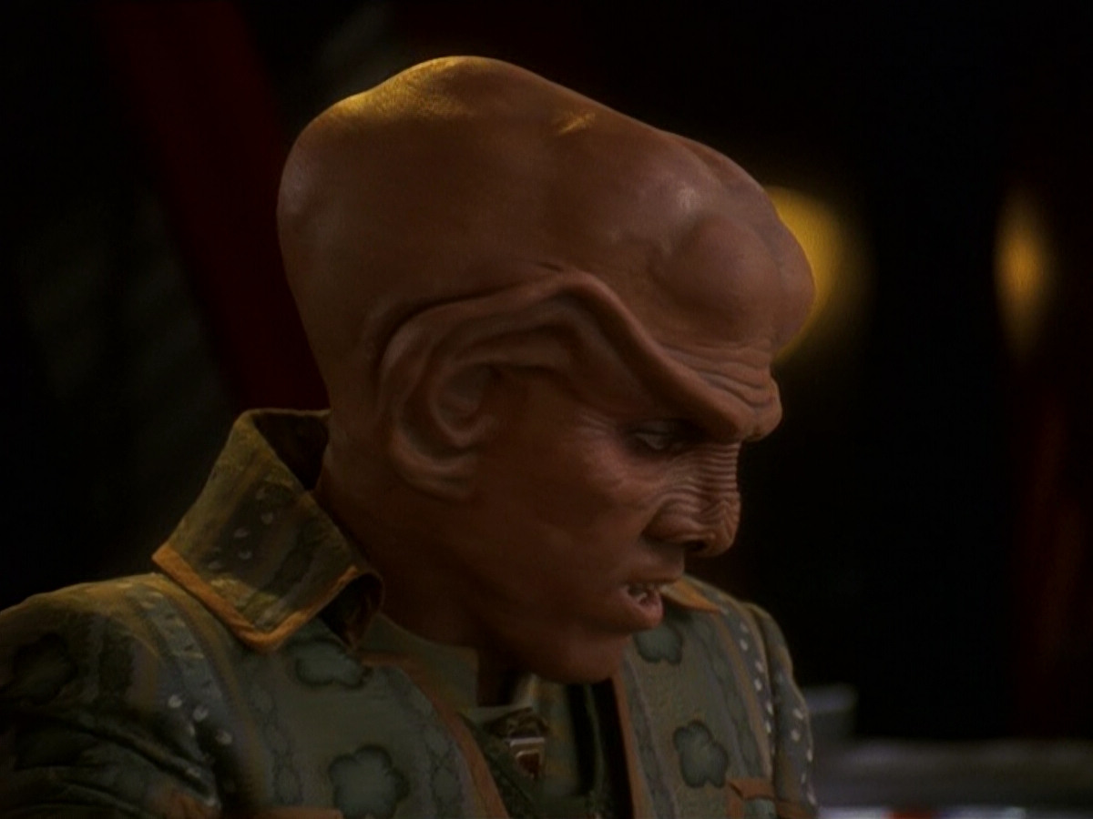extant_StarTrek_DS9_5x18-BusinessAsUsual_00079.jpg