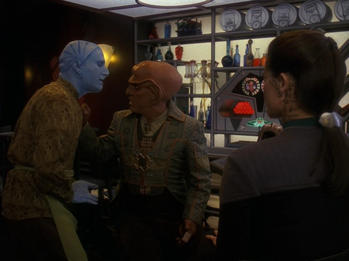 extant_StarTrek_DS9_5x18-BusinessAsUsual_00140.jpg
