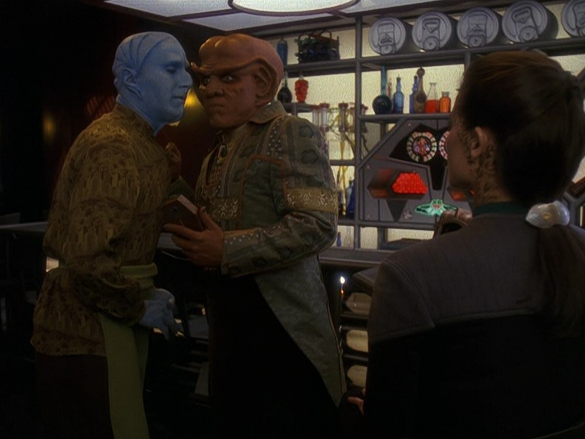 extant_StarTrek_DS9_5x18-BusinessAsUsual_00148.jpg
