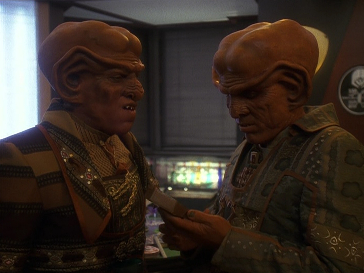 extant_StarTrek_DS9_5x18-BusinessAsUsual_00323.jpg