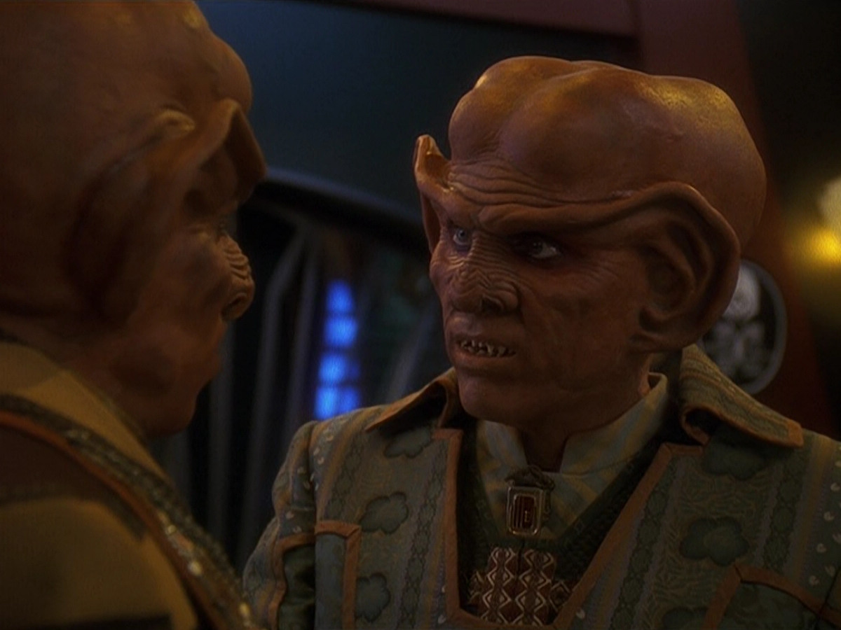 extant_StarTrek_DS9_5x18-BusinessAsUsual_00344.jpg
