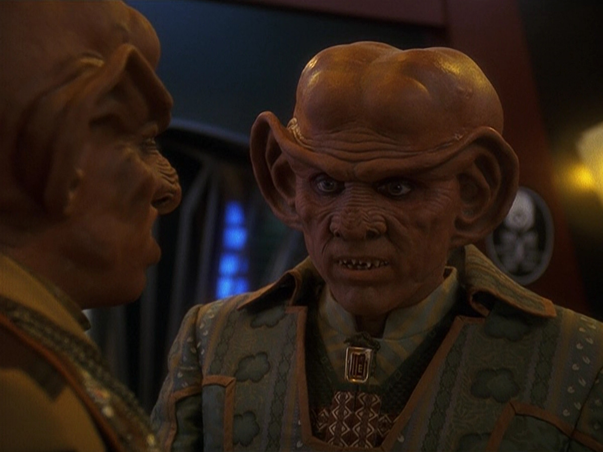 extant_StarTrek_DS9_5x18-BusinessAsUsual_00356.jpg