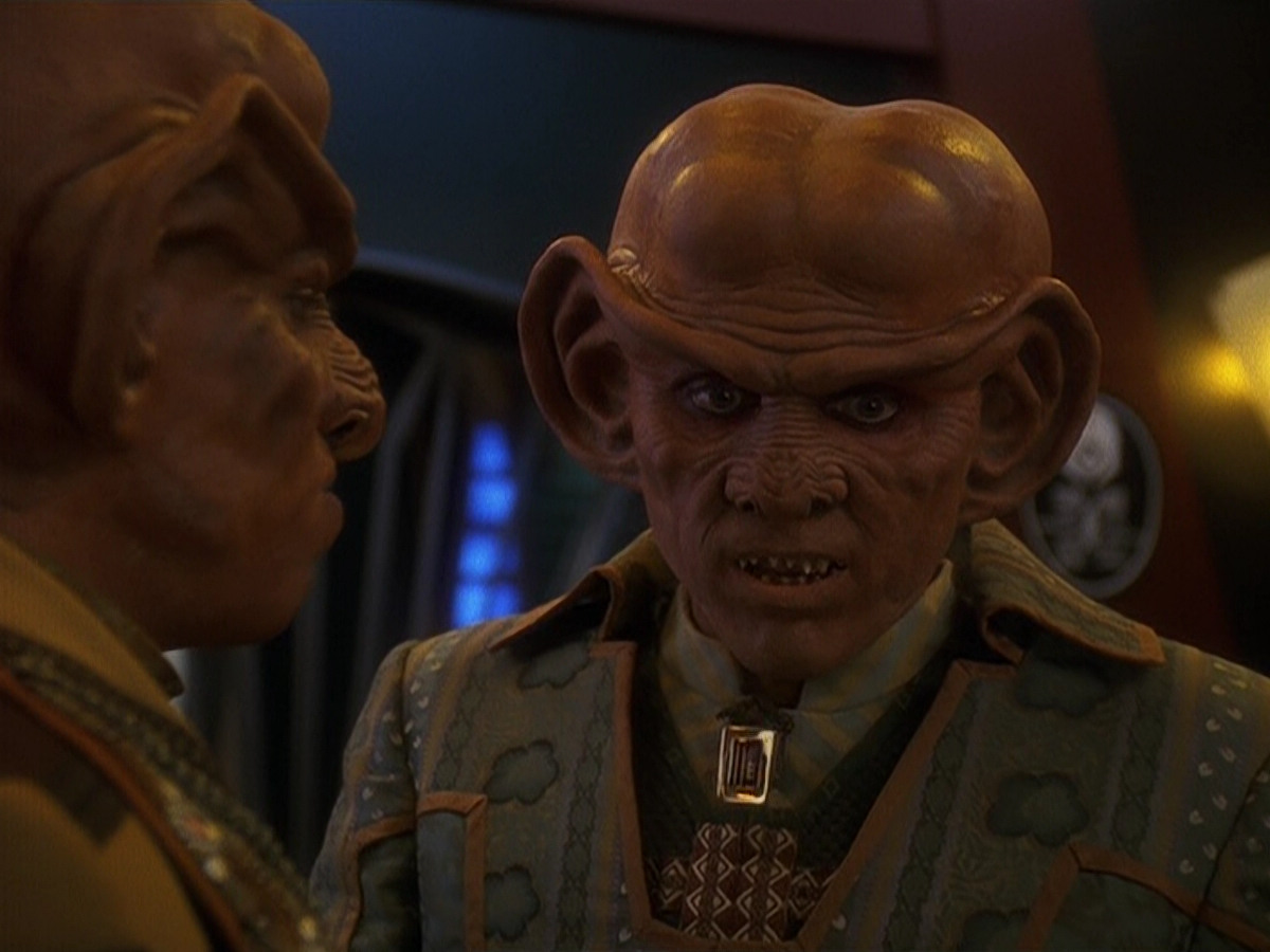 extant_StarTrek_DS9_5x18-BusinessAsUsual_00357.jpg