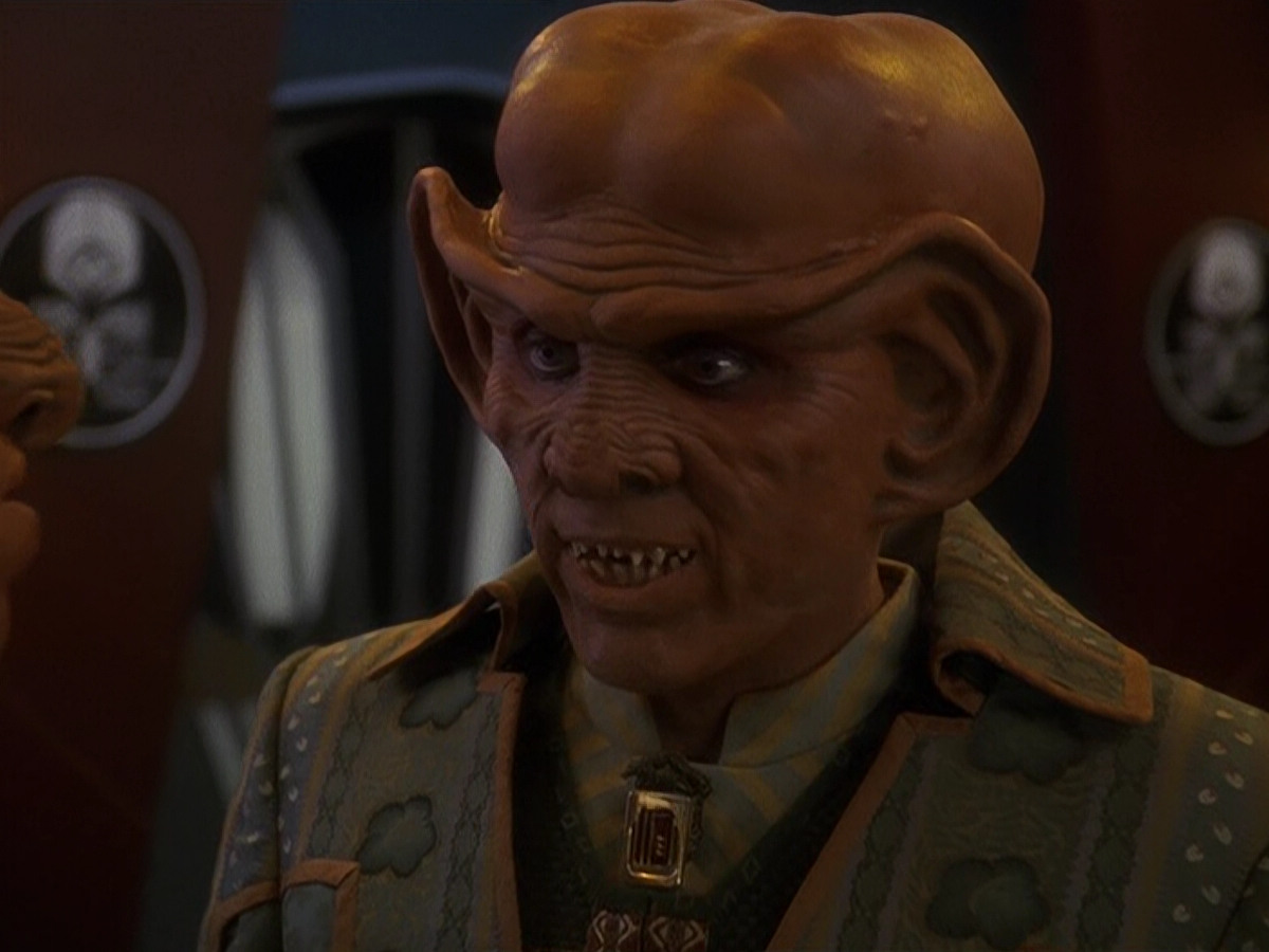 extant_StarTrek_DS9_5x18-BusinessAsUsual_00365.jpg