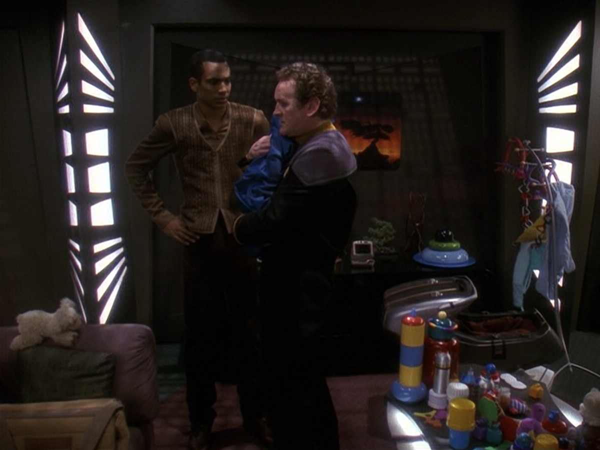 extant_StarTrek_DS9_5x18-BusinessAsUsual_00570.jpg