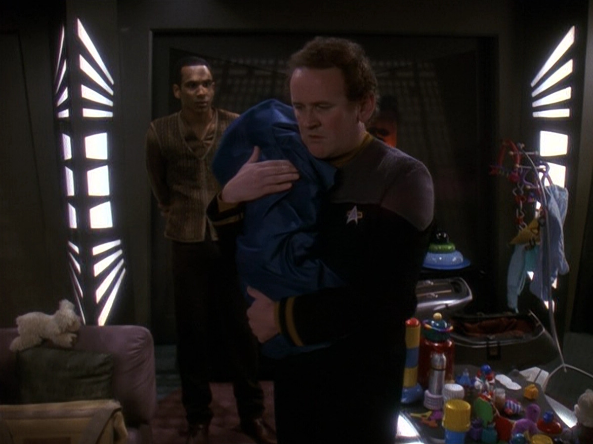extant_StarTrek_DS9_5x18-BusinessAsUsual_00577.jpg