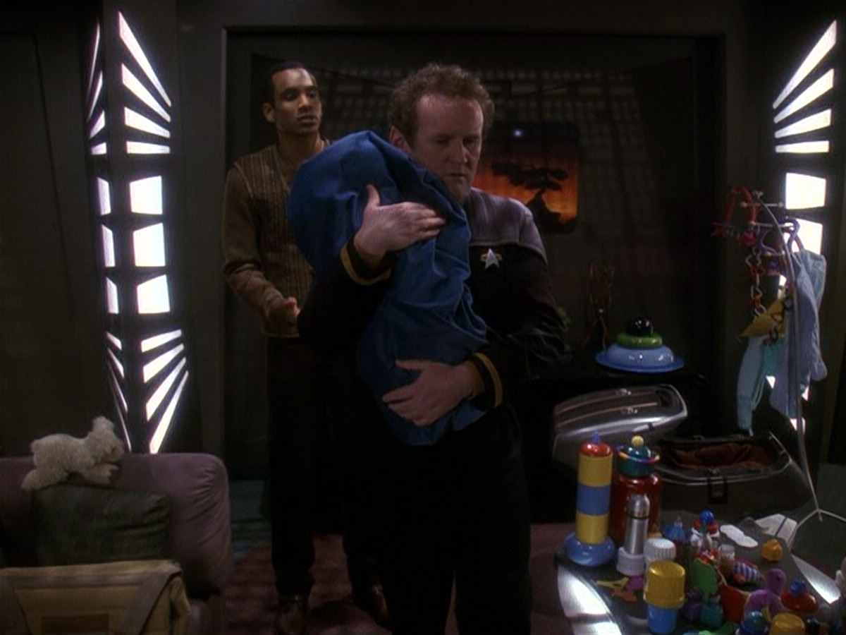 extant_StarTrek_DS9_5x18-BusinessAsUsual_00612.jpg