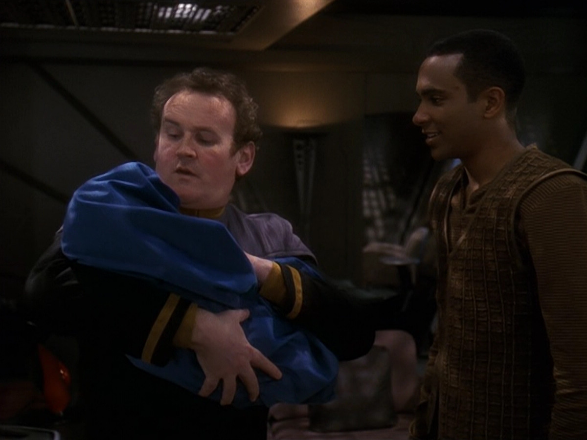 extant_StarTrek_DS9_5x18-BusinessAsUsual_00701.jpg