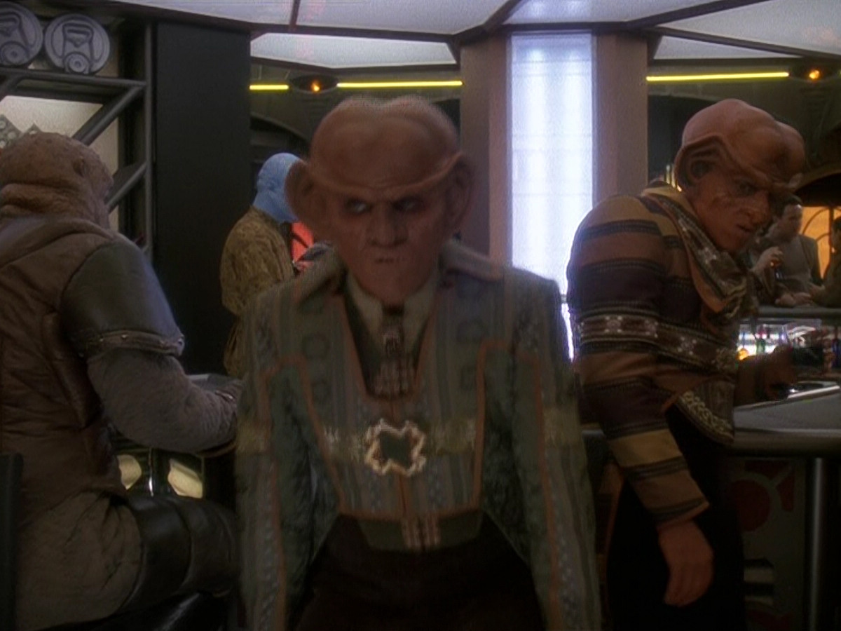 extant_StarTrek_DS9_5x18-BusinessAsUsual_00729.jpg