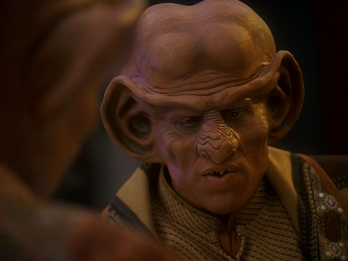 extant_StarTrek_DS9_5x18-BusinessAsUsual_01859.jpg
