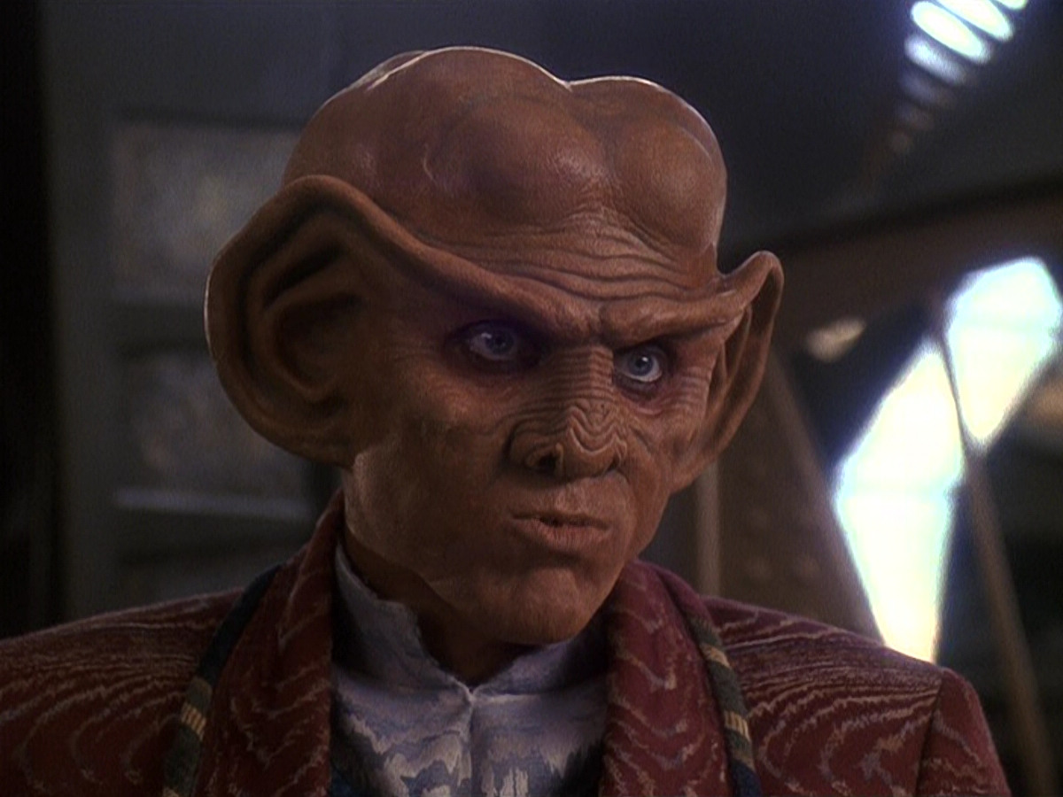 extant_StarTrek_DS9_5x18-BusinessAsUsual_03689.jpg