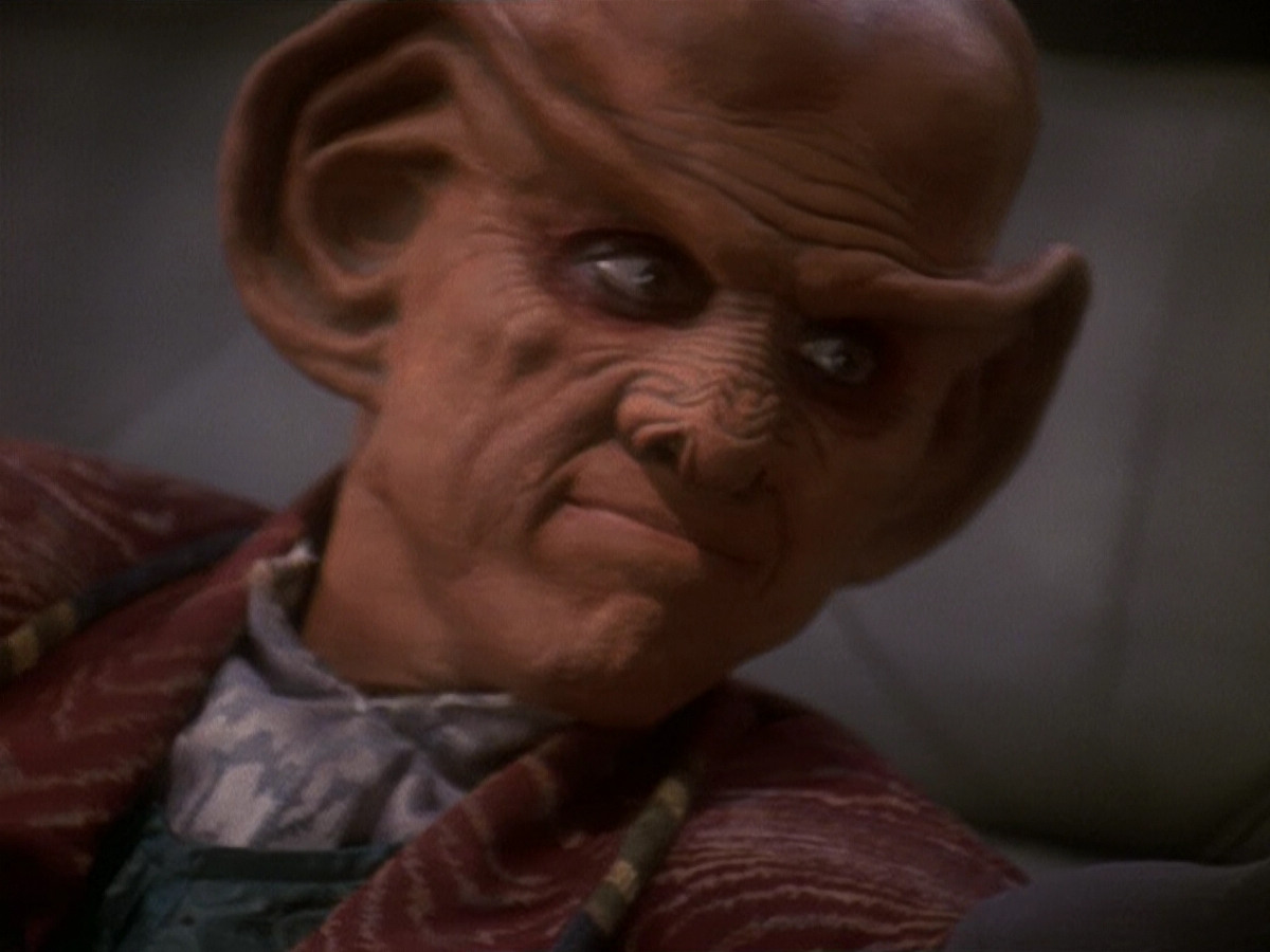 extant_StarTrek_DS9_5x18-BusinessAsUsual_03713.jpg