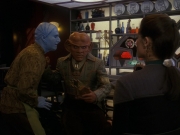 extant_StarTrek_DS9_5x18-BusinessAsUsual_00144.jpg