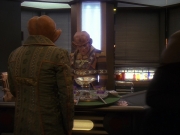 extant_StarTrek_DS9_5x18-BusinessAsUsual_00201.jpg