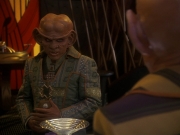 extant_StarTrek_DS9_5x18-BusinessAsUsual_00218.jpg