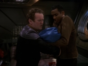 extant_StarTrek_DS9_5x18-BusinessAsUsual_00689.jpg