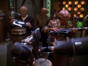 extant_StarTrek_DS9_5x18-BusinessAsUsual_00922.jpg