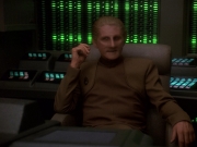 extant_StarTrek_DS9_5x18-BusinessAsUsual_01450.jpg