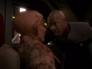 extant_StarTrek_DS9_5x18-BusinessAsUsual_01522.jpg