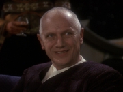 extant_StarTrek_DS9_5x18-BusinessAsUsual_01668.jpg