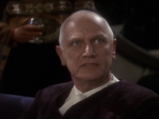 extant_StarTrek_DS9_5x18-BusinessAsUsual_01688.jpg