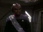 extant_StarTrek_DS9_5x18-BusinessAsUsual_03410.jpg