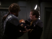 extant_StarTrek_DS9_5x18-BusinessAsUsual_03441.jpg
