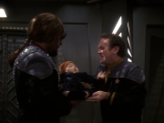extant_StarTrek_DS9_5x18-BusinessAsUsual_03444.jpg