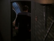 extant_StarTrek_DS9_5x18-BusinessAsUsual_03452.jpg