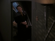 extant_StarTrek_DS9_5x18-BusinessAsUsual_03472.jpg