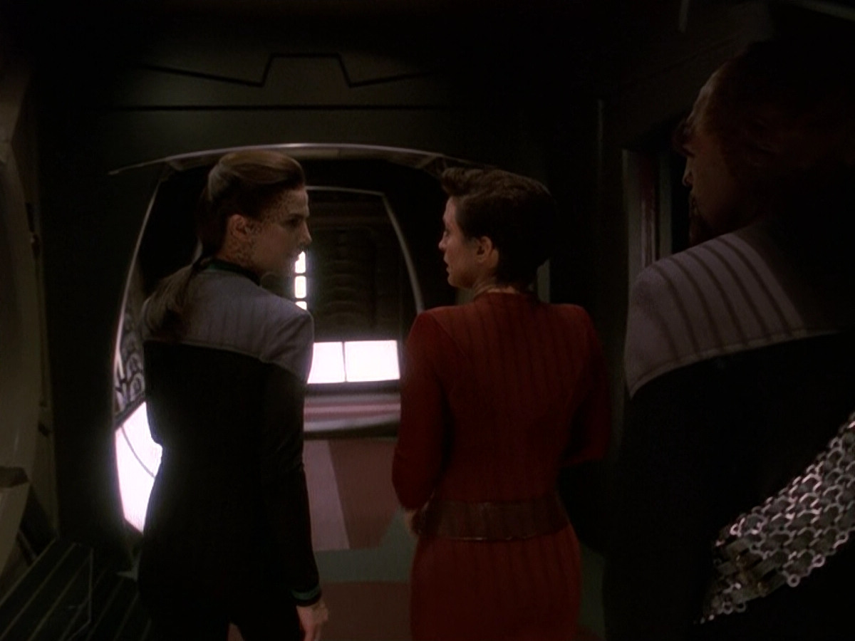 extant_StarTrek_DS9_5x19-TiesOfBloodAndWater_00028.jpg