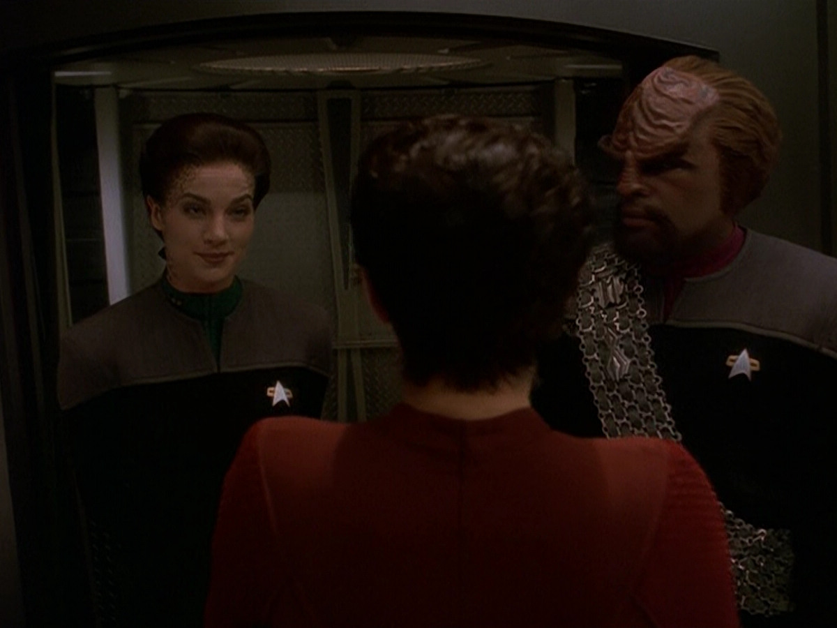 extant_StarTrek_DS9_5x19-TiesOfBloodAndWater_00051.jpg