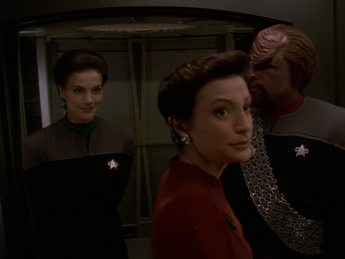 extant_StarTrek_DS9_5x19-TiesOfBloodAndWater_00052.jpg