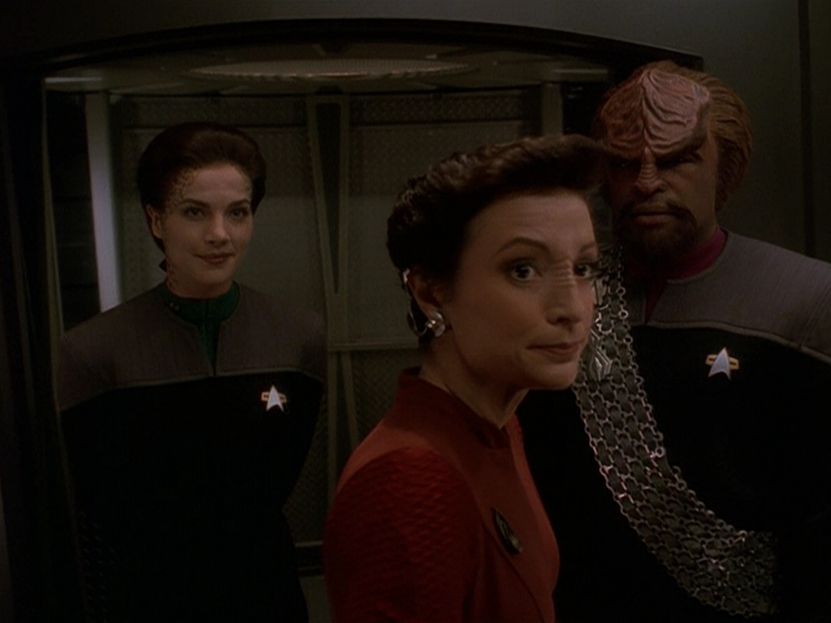 extant_StarTrek_DS9_5x19-TiesOfBloodAndWater_00053.jpg