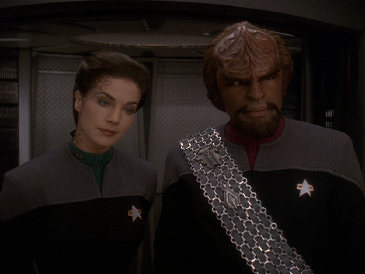 extant_StarTrek_DS9_5x19-TiesOfBloodAndWater_00076.jpg