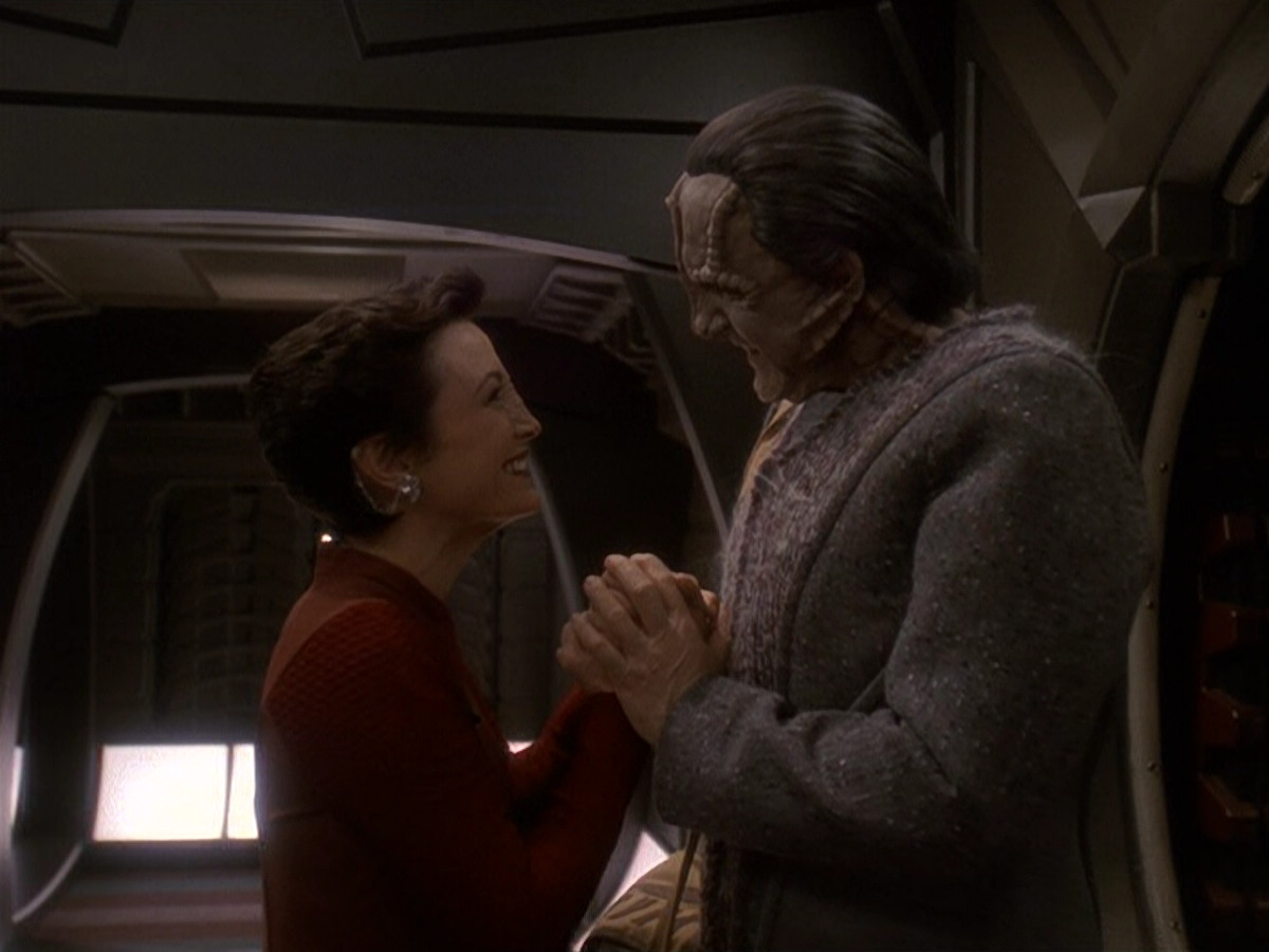 extant_StarTrek_DS9_5x19-TiesOfBloodAndWater_00099.jpg