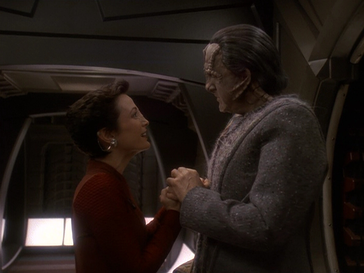 extant_StarTrek_DS9_5x19-TiesOfBloodAndWater_00104.jpg